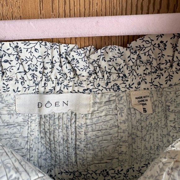 Doen Floral Puff Sleeve Top - Picture 3 of 8